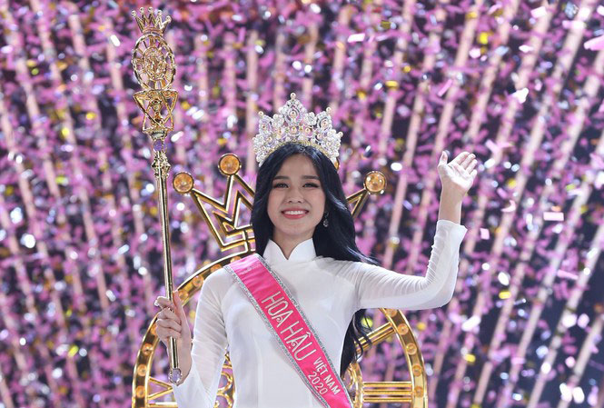 Hoa hậu Việt Nam Đỗ Thị Hà chính thức lên đường đến Puerto Rico tham dự Miss World 2021. (Nguồn ảnh: hanoimoi.com.vn)